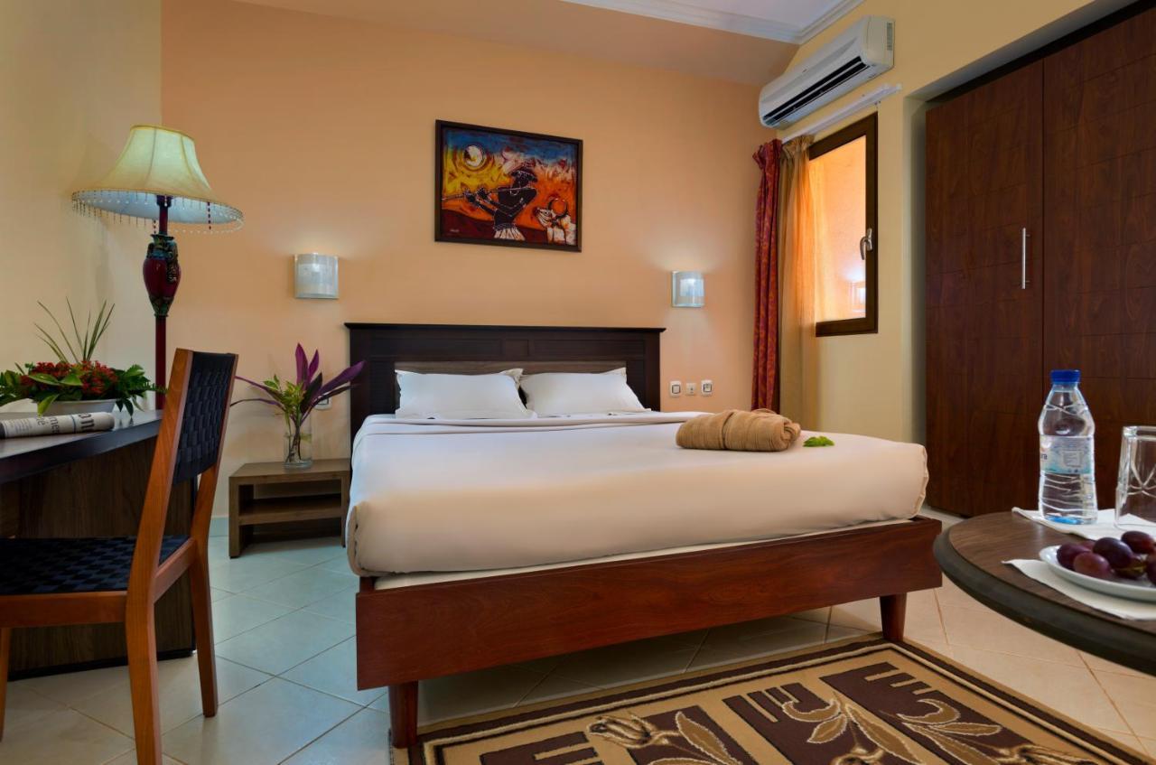Dunia Hotel Bissau Exterior foto