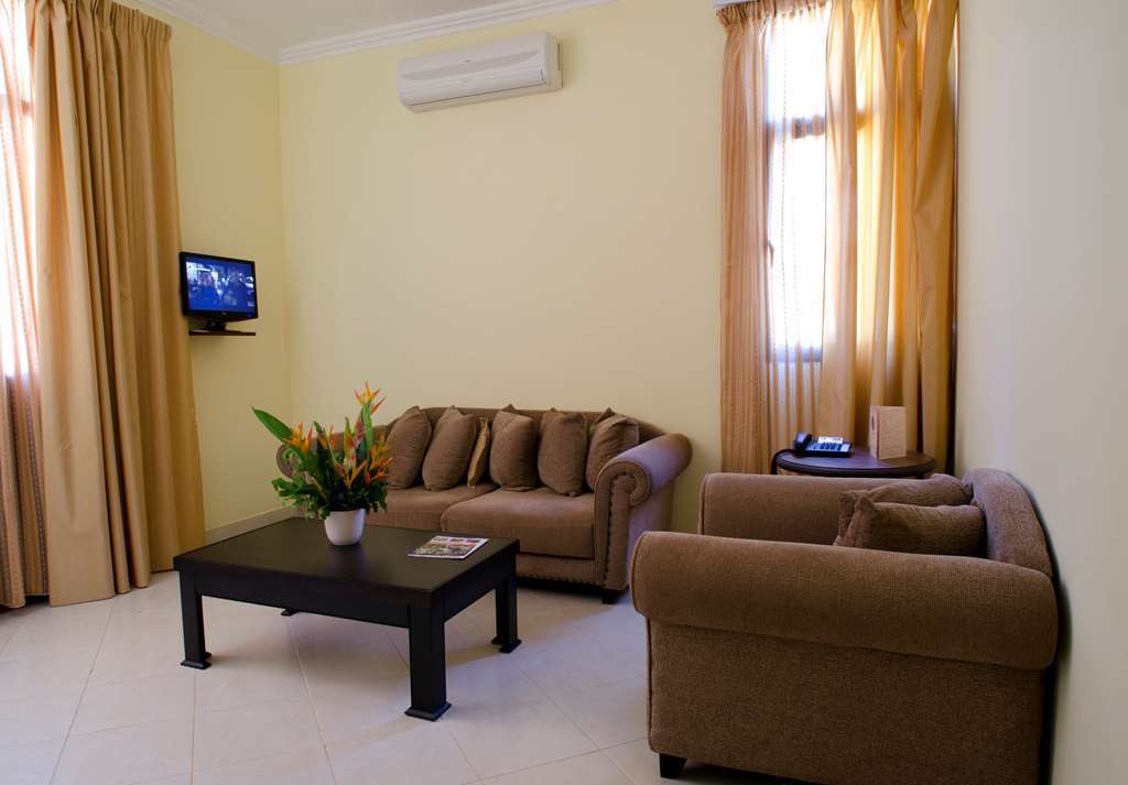 Dunia Hotel Bissau Restaurant foto